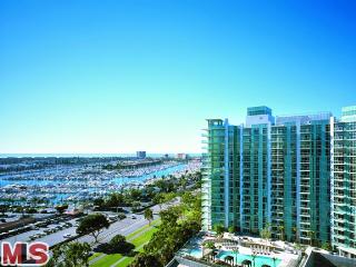 13700 MARINA POINTE DR #1912