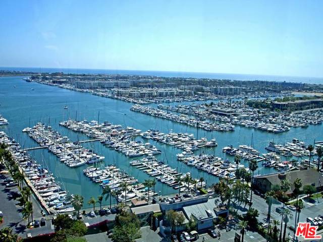 13700 MARINA POINTE DR #725, VENICE, CA 90292